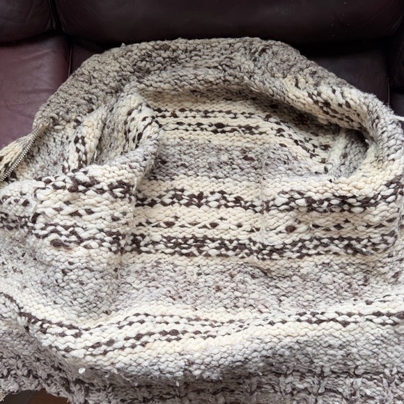 Handmade Vintage Siwash Cowichan Knit Wool Sweater - Picture 6 of 10